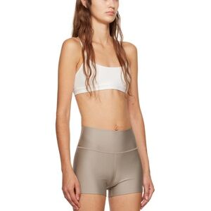 ALO YOGA Airlift Intrigue bra in ivory (white), size M.